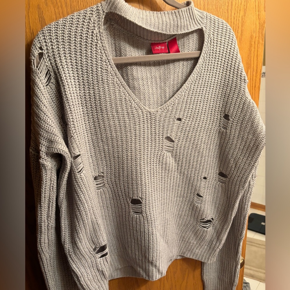 Daytrip sweater size Large